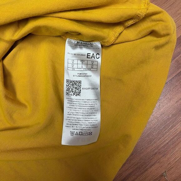 Guess Womens Yellow Long Sleeve Graphic Logo Crew Neck Sweater Medium - Picture 7 of 8